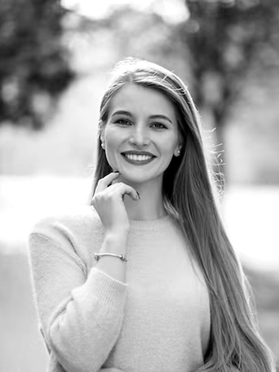 Monochrome editorial with Sofia Martin